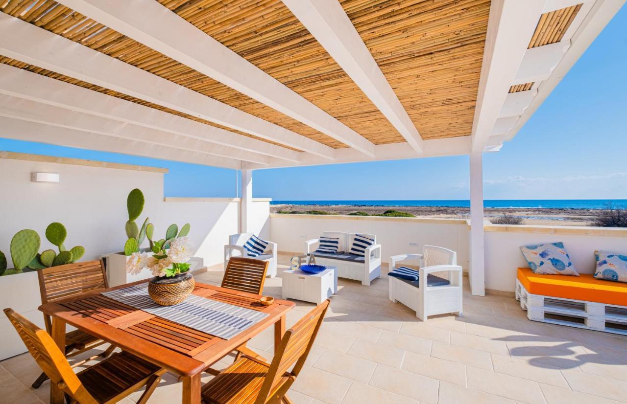 Villette Lux Fronte Spiaggia - Torre Pali Bagian luar foto