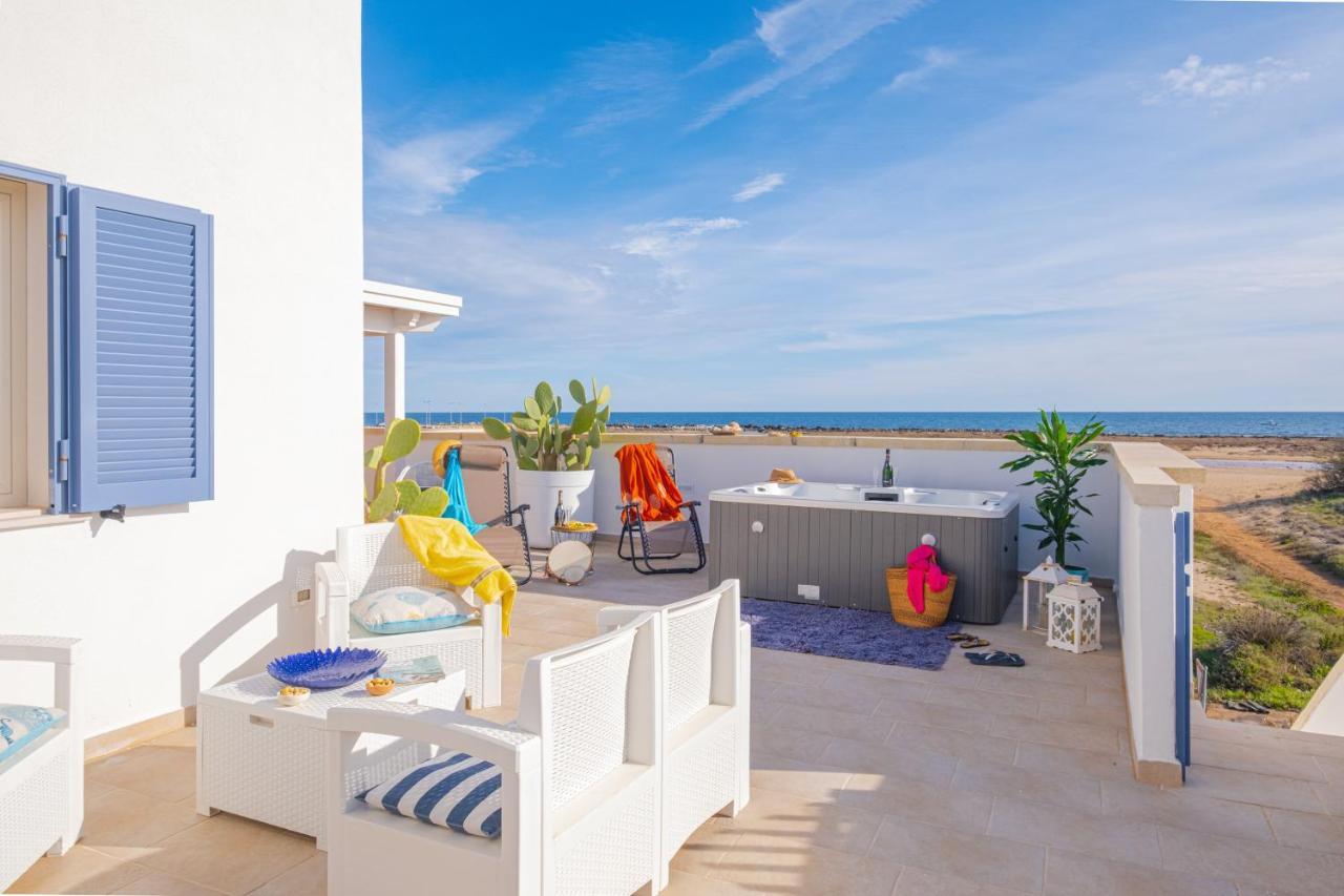 Villette Lux Fronte Spiaggia - Torre Pali Bagian luar foto